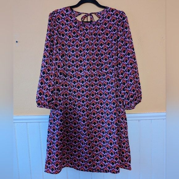 Retro Style Dress - Picture 1 of 4